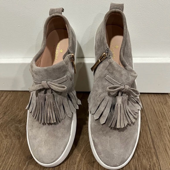 KATE SPADE- Womens Size 7.5 Gray Suede Lena Tassel Sneakers Shoe - Picture 3 of 11